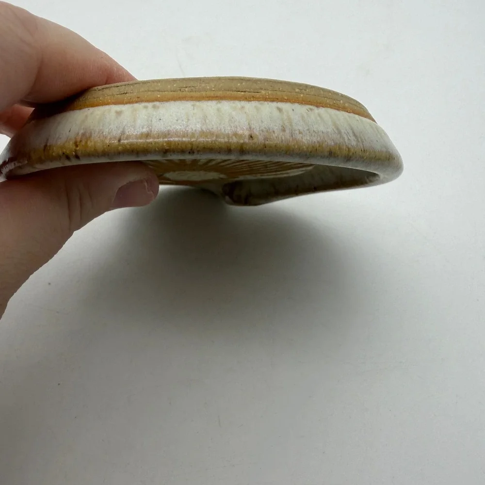 Studio Pottery Seashell Spoon Rest Signed RL Stoneware‎ Scallop Shell Coastal